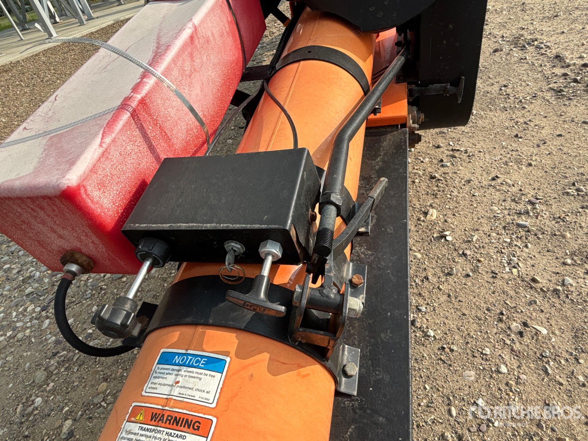 2015 Batco 1590