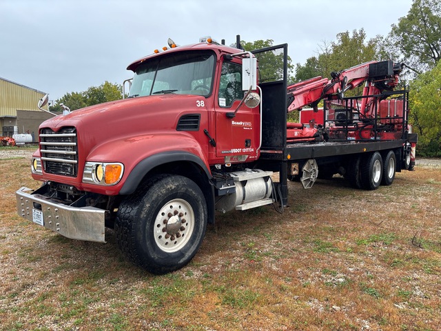 Fassi F410A.24 Knuckle Boom on 2004 Mack CV713 8x4 Boom Truck Fassi F410A.24 Knuckle Boom on 2004 Mack CV713 8x4 Boom Truck
