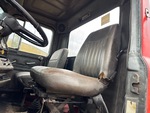 Cab with Seats/armrests