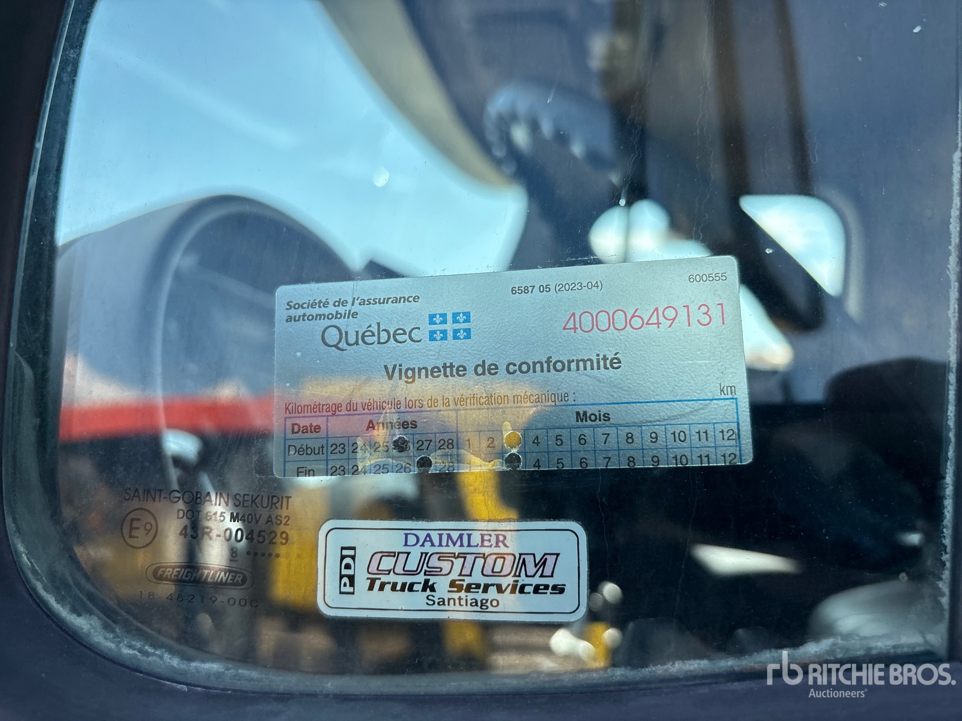 2019 Freightliner M2 106