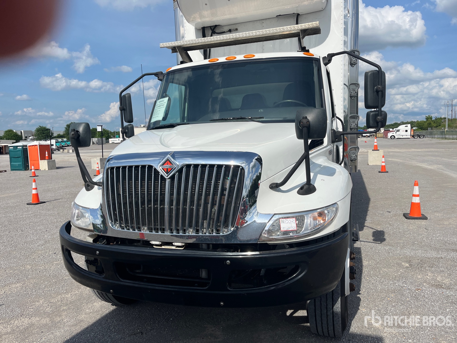 2022 International MV607