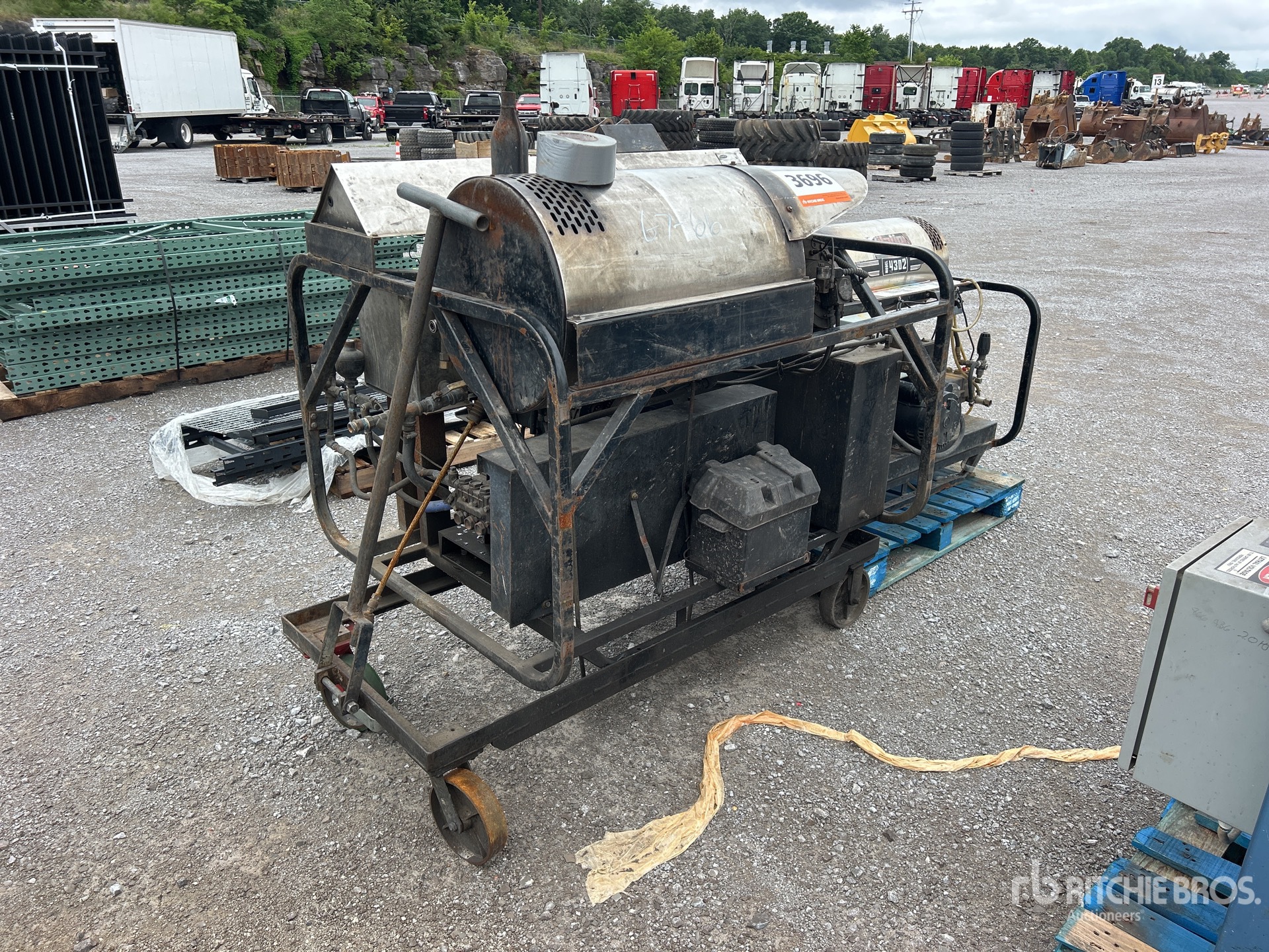 General Appearance with Picture, Left Rear Corner