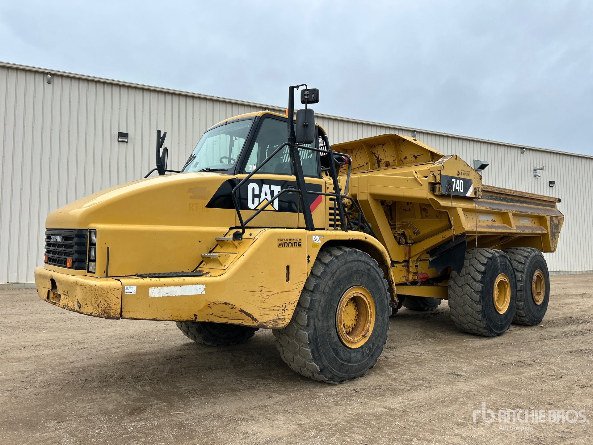 Photo of a 2007 Caterpillar 740