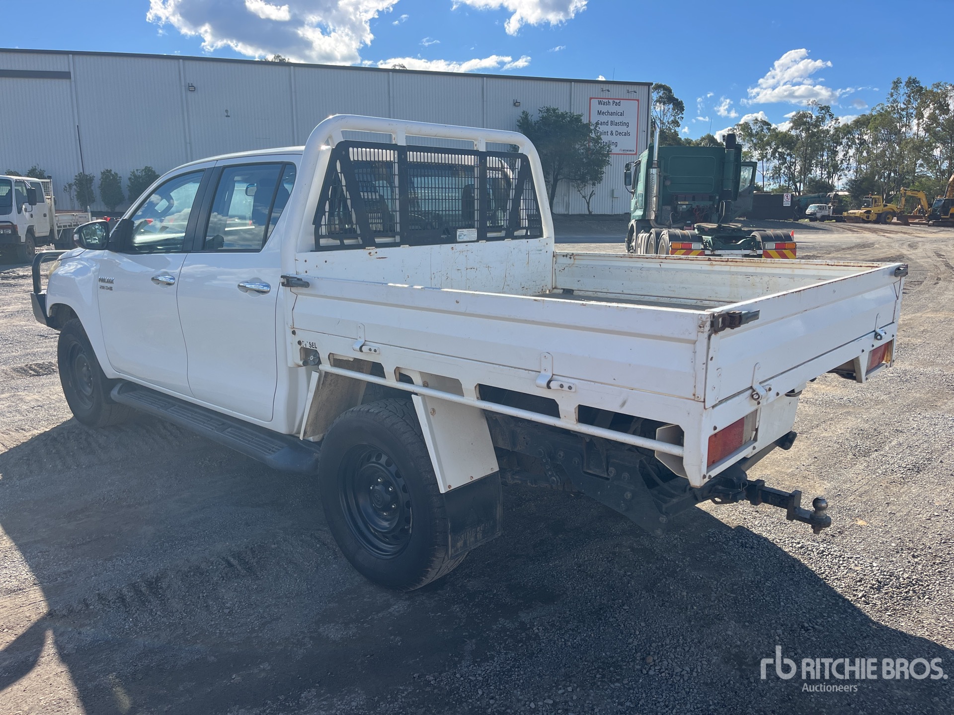General Appearance with Picture, Right Rear Corner