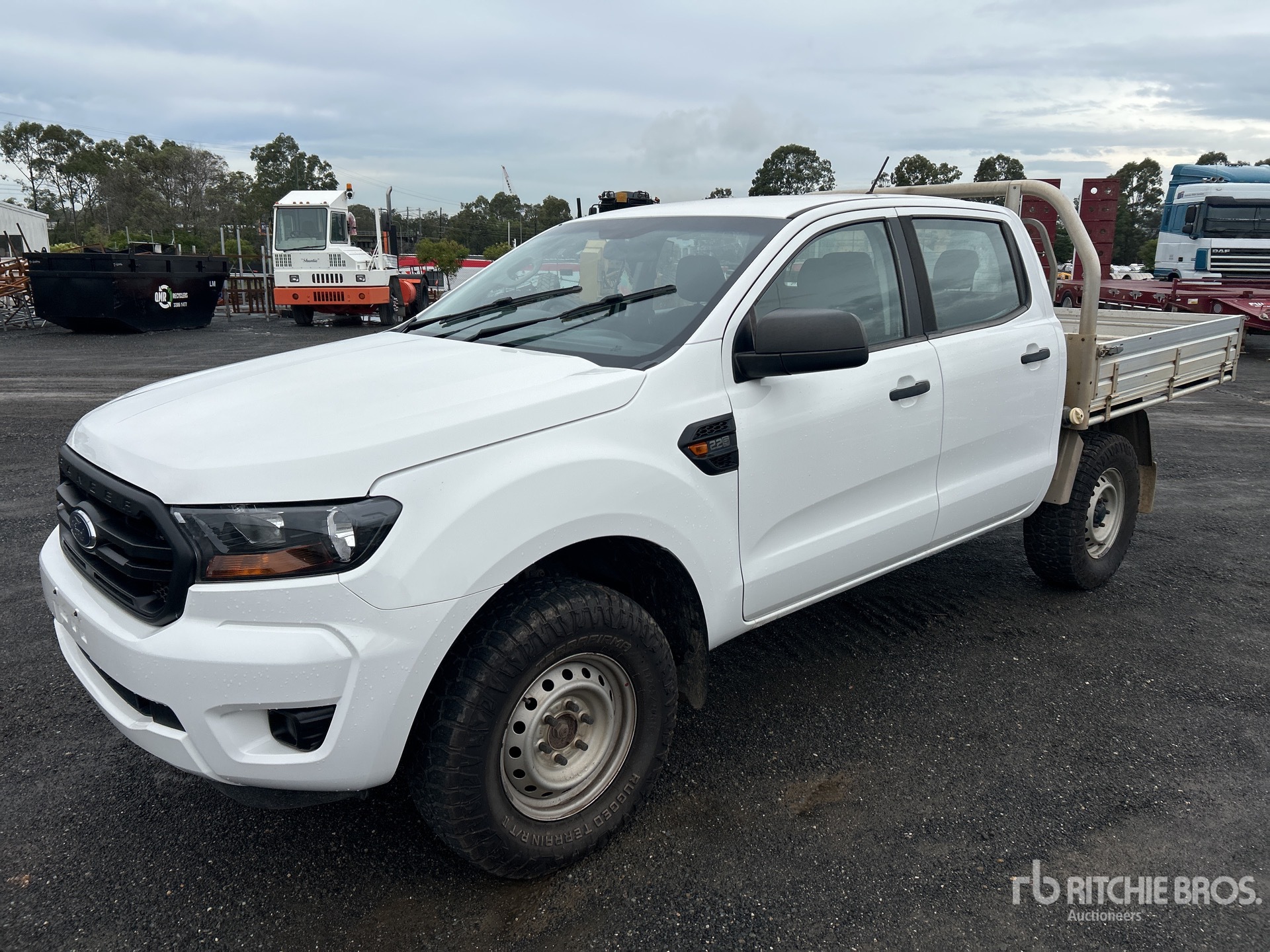 General Appearance with Picture, Right Front Corner