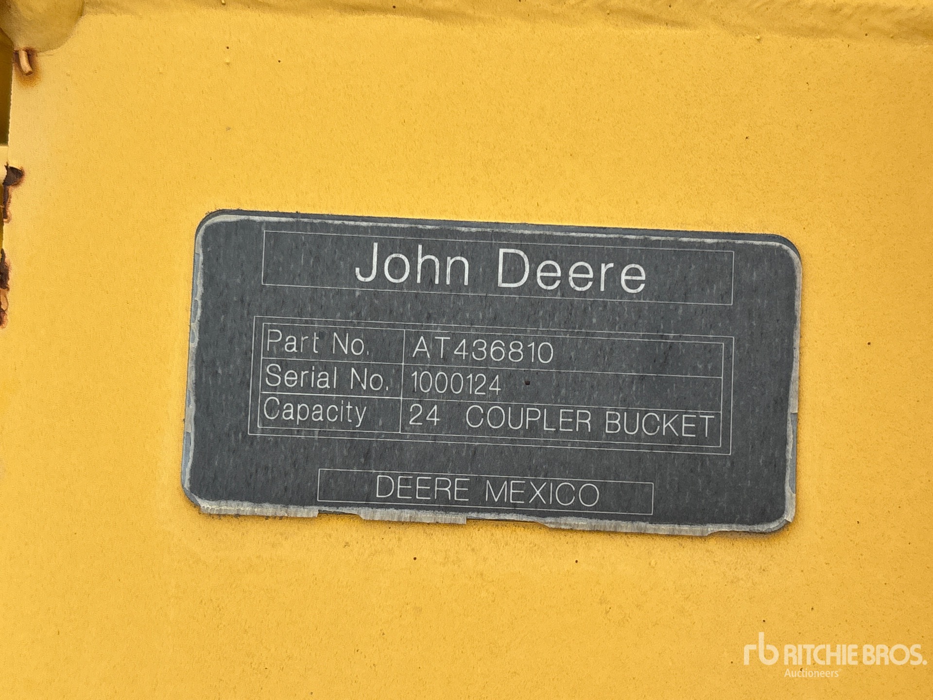 John Deere DIGGING