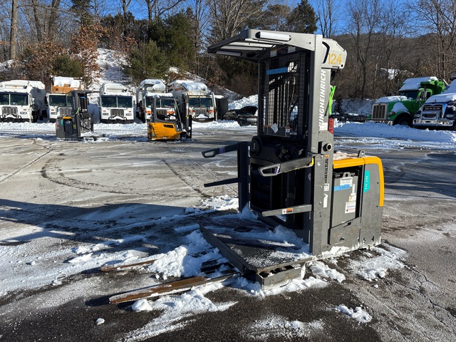 2018 Jungheinrich EKS 314A-24V 3000 lb Electric Forklift 2018 Jungheinrich EKS 314A-24V 3000 lb Electric Forklift