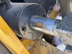Hydraulics with Mast Tilt Cylinders
