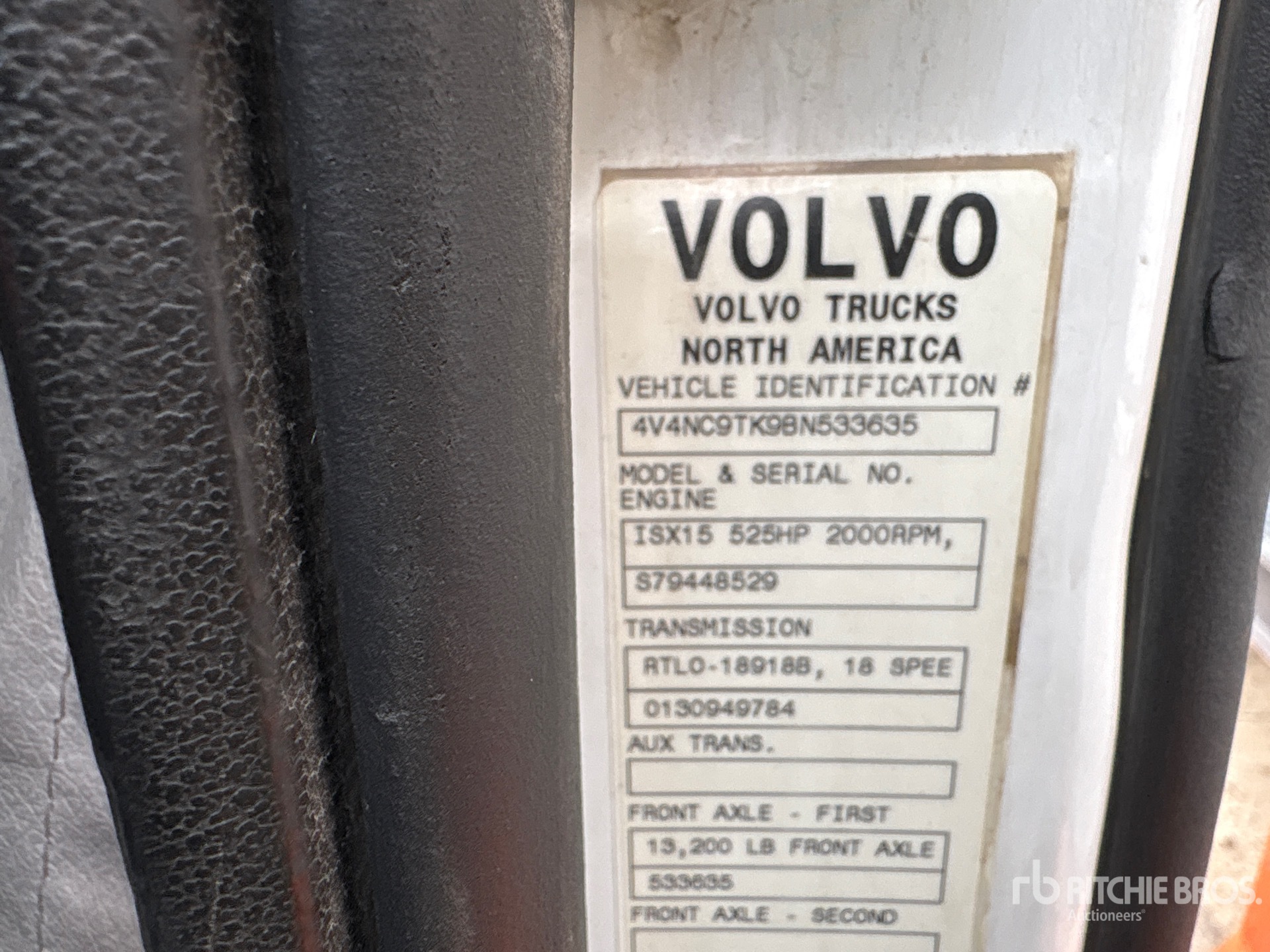 Photo of a 2011 Volvo VNL