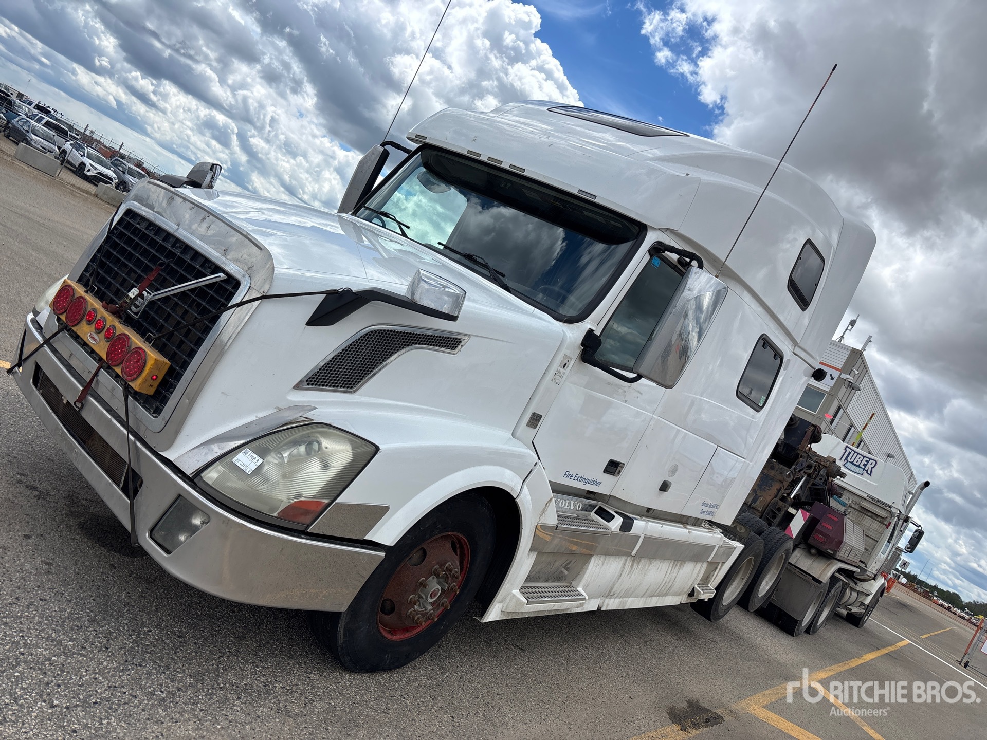 Photo of a 2012 Volvo VNL