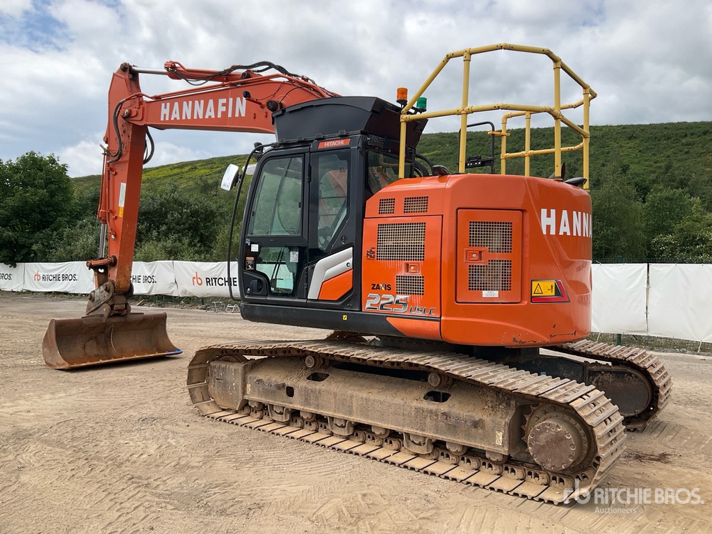 2022 Hitachi ZX225USLC-7 Tracked Excavator | Ritchie Bros. Auctioneers