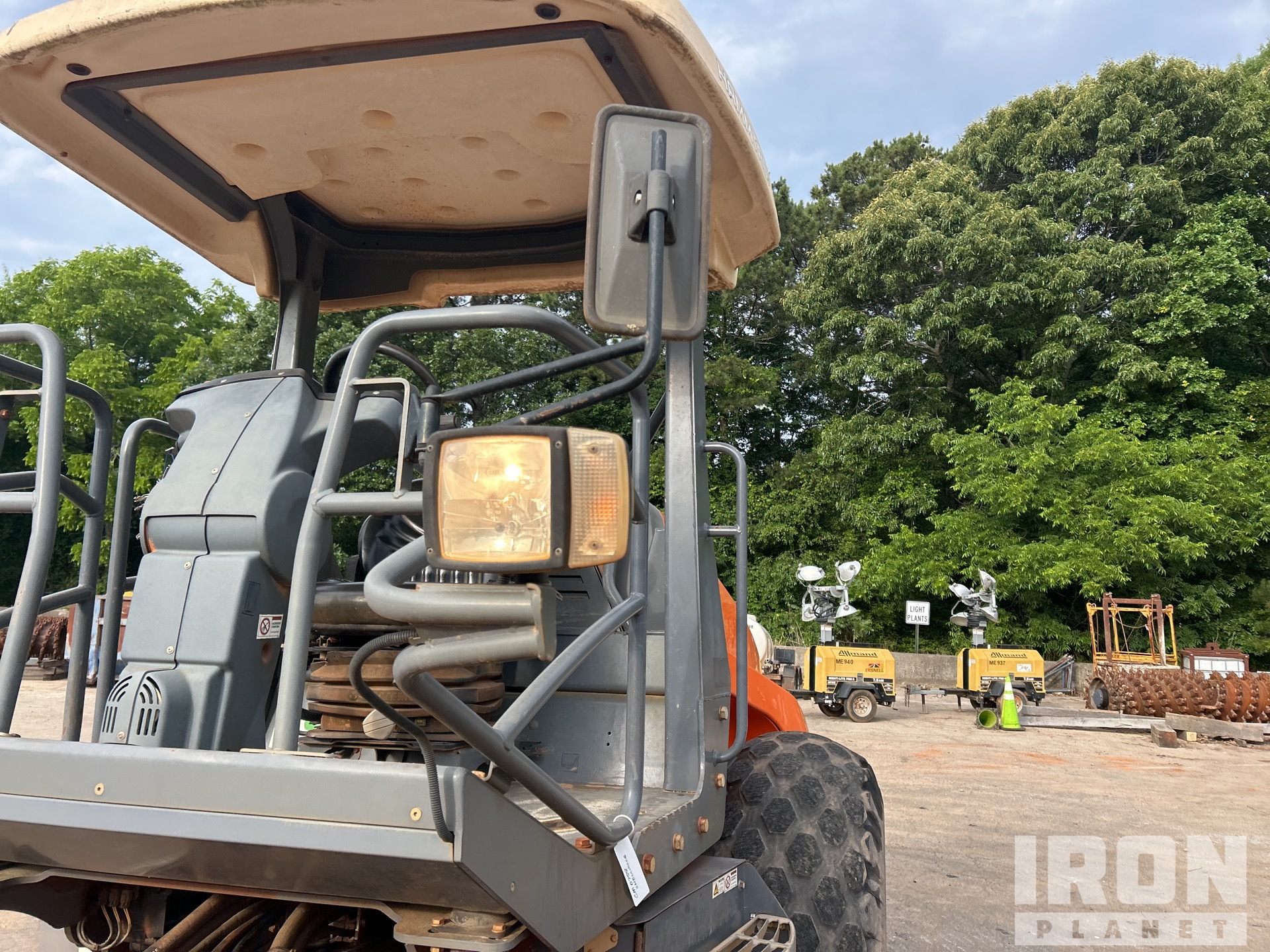 2017 Hamm H10I