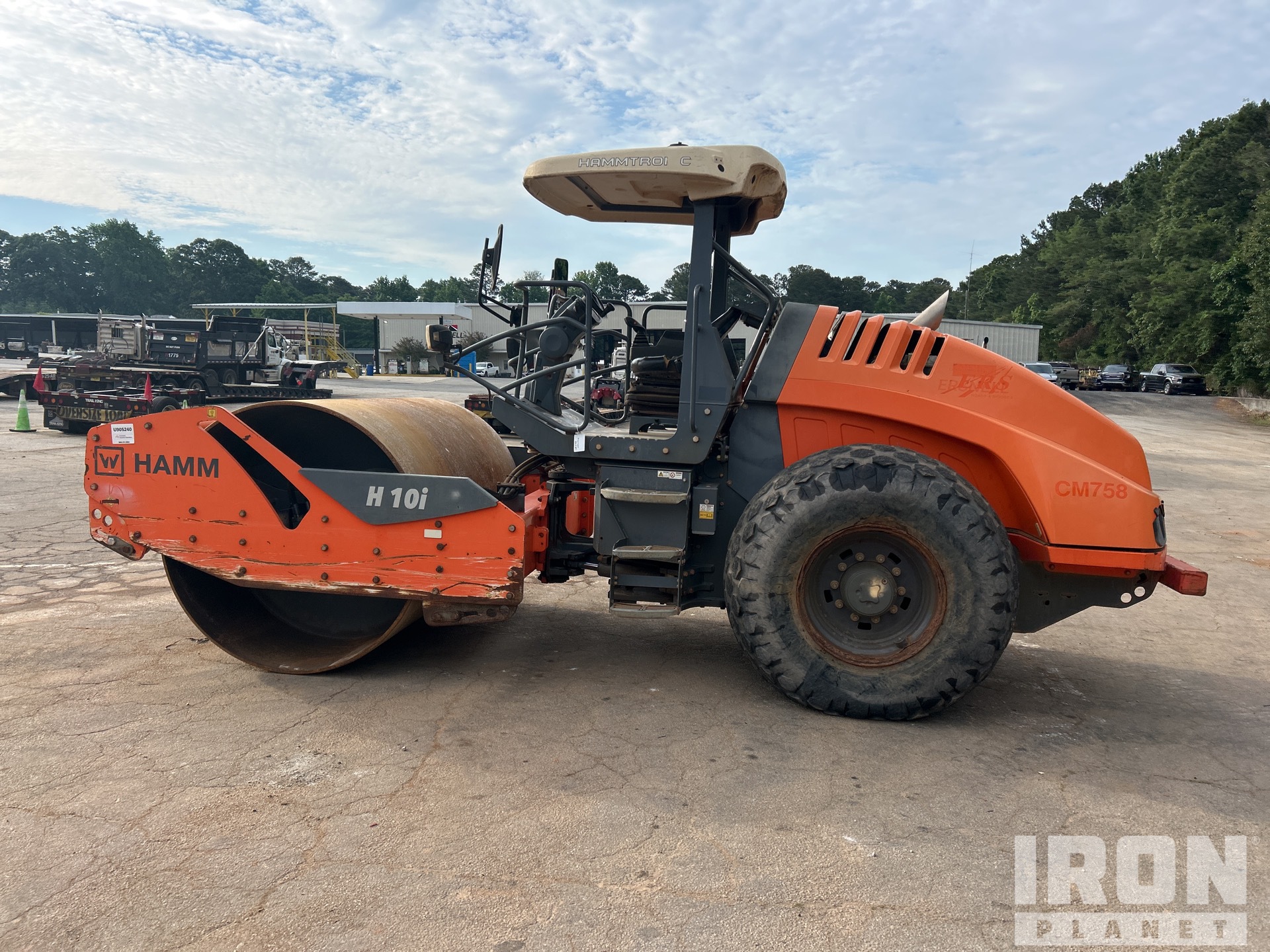 2017 Hamm H10I