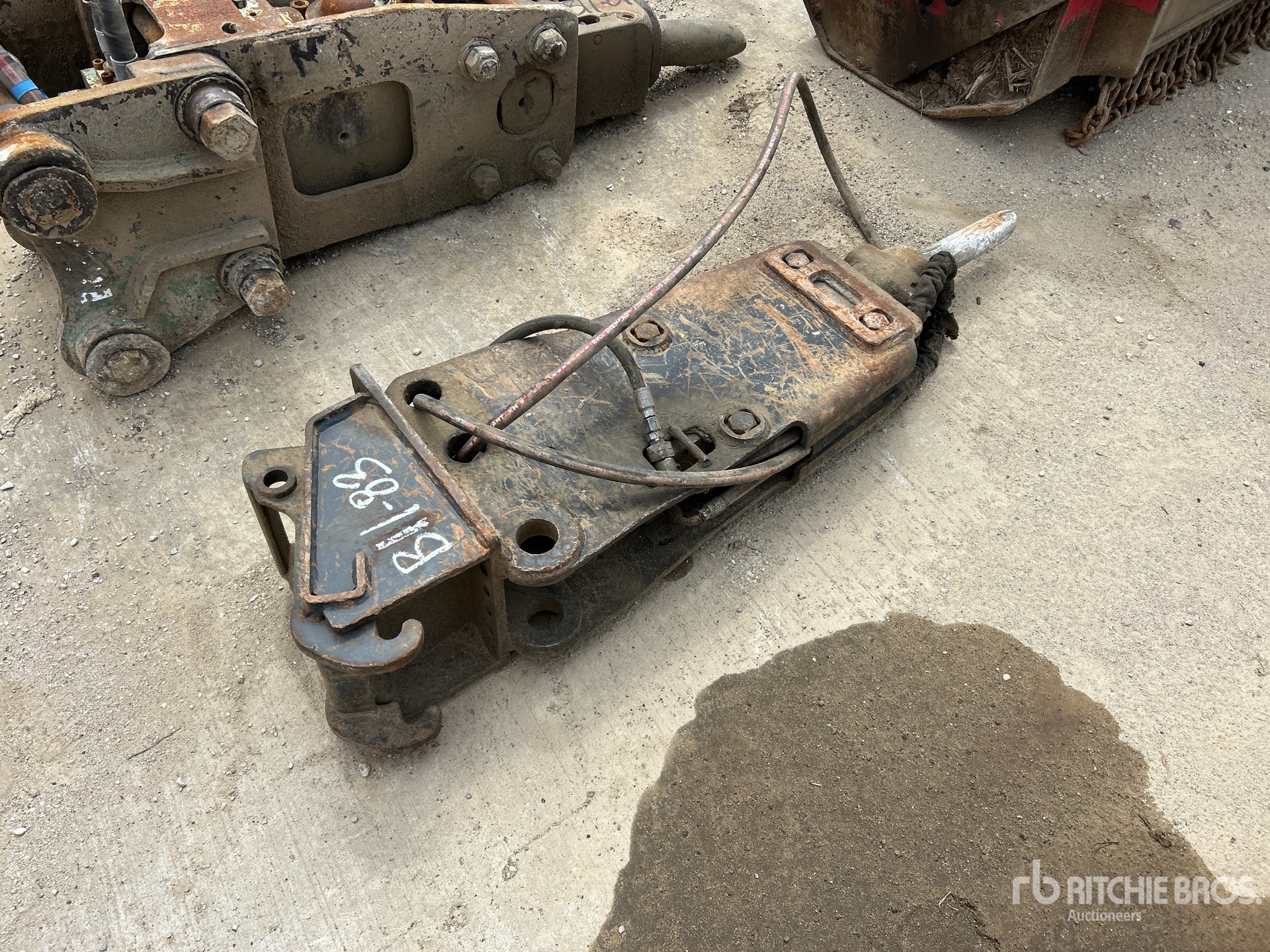 General Appearance with Picture, Right Rear Corner