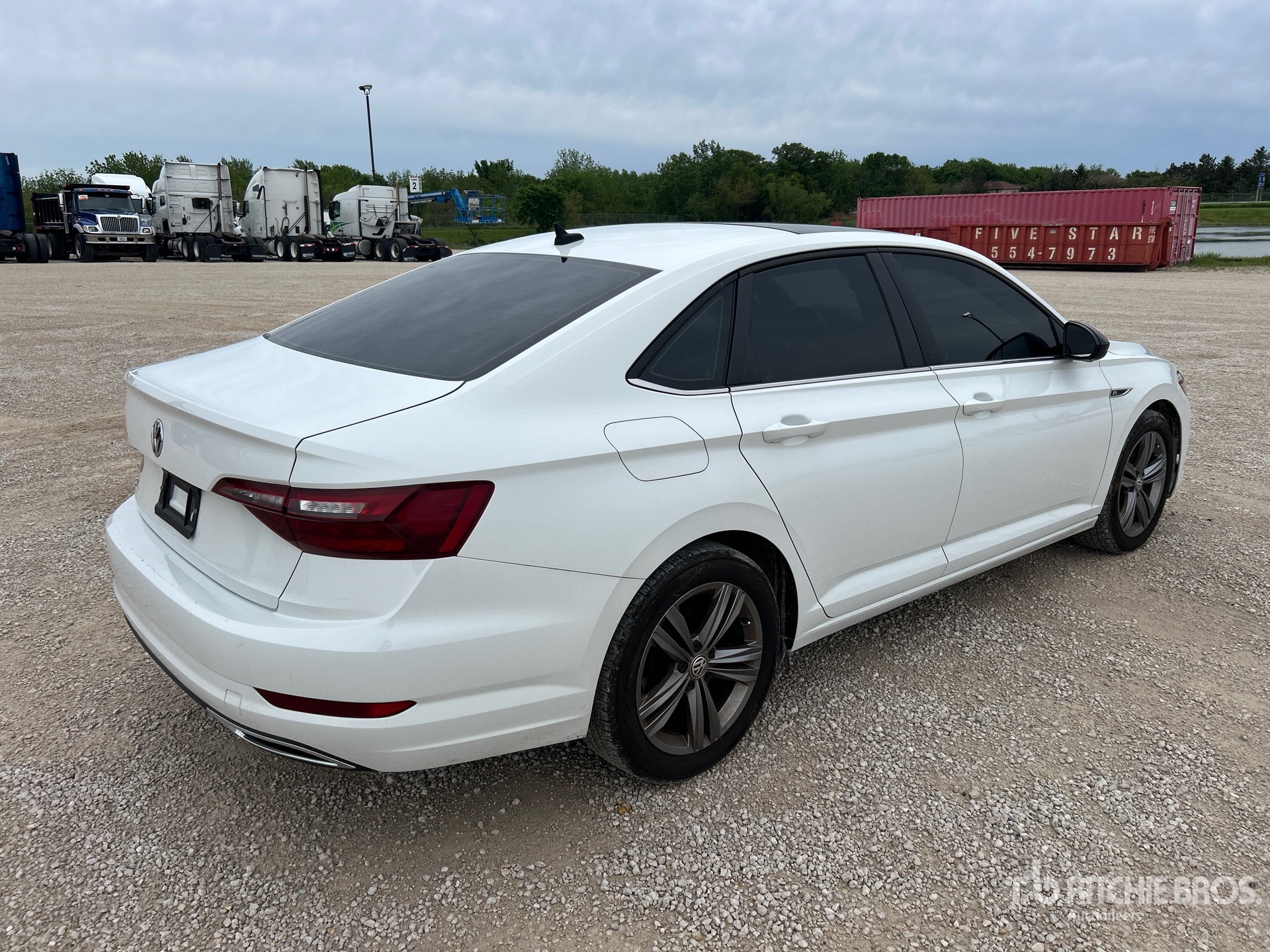 General Appearance with Picture, Right Rear Corner