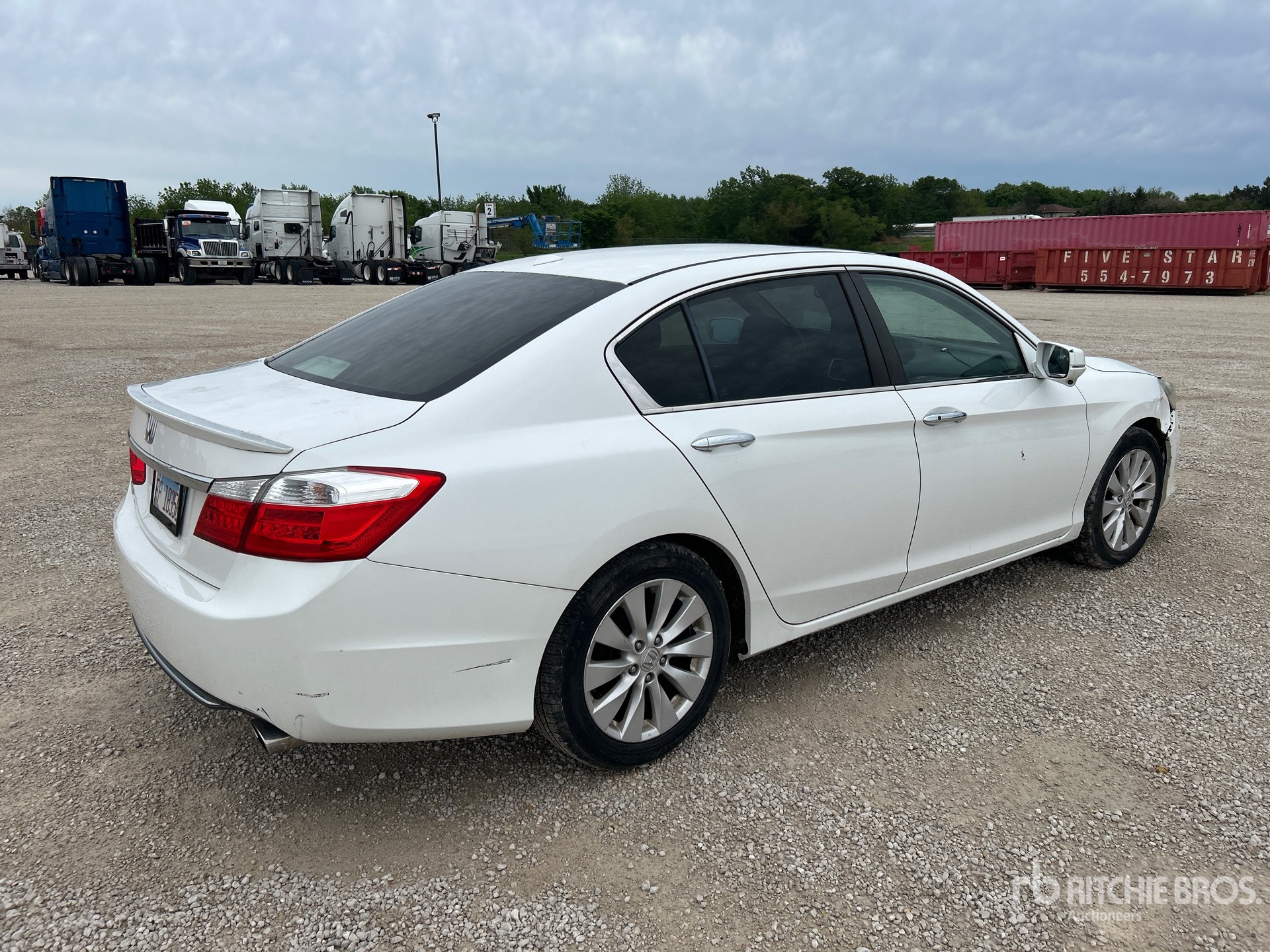 General Appearance with Picture, Right Rear Corner