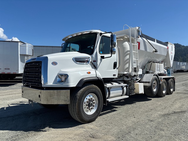 2024 Freightliner 114SD 8x4 Volumetric Mixer Truck
