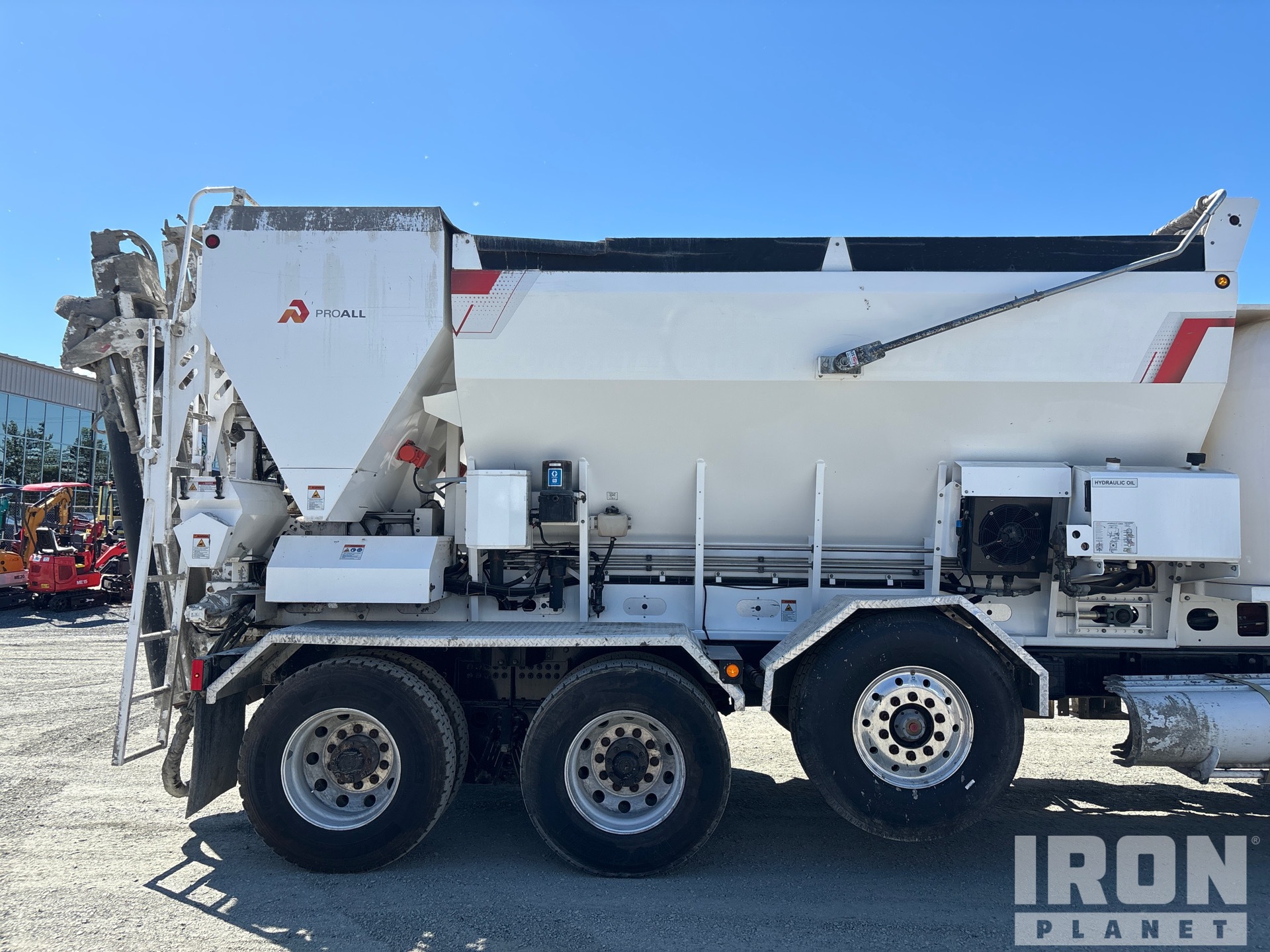 2024 Freightliner 114SD