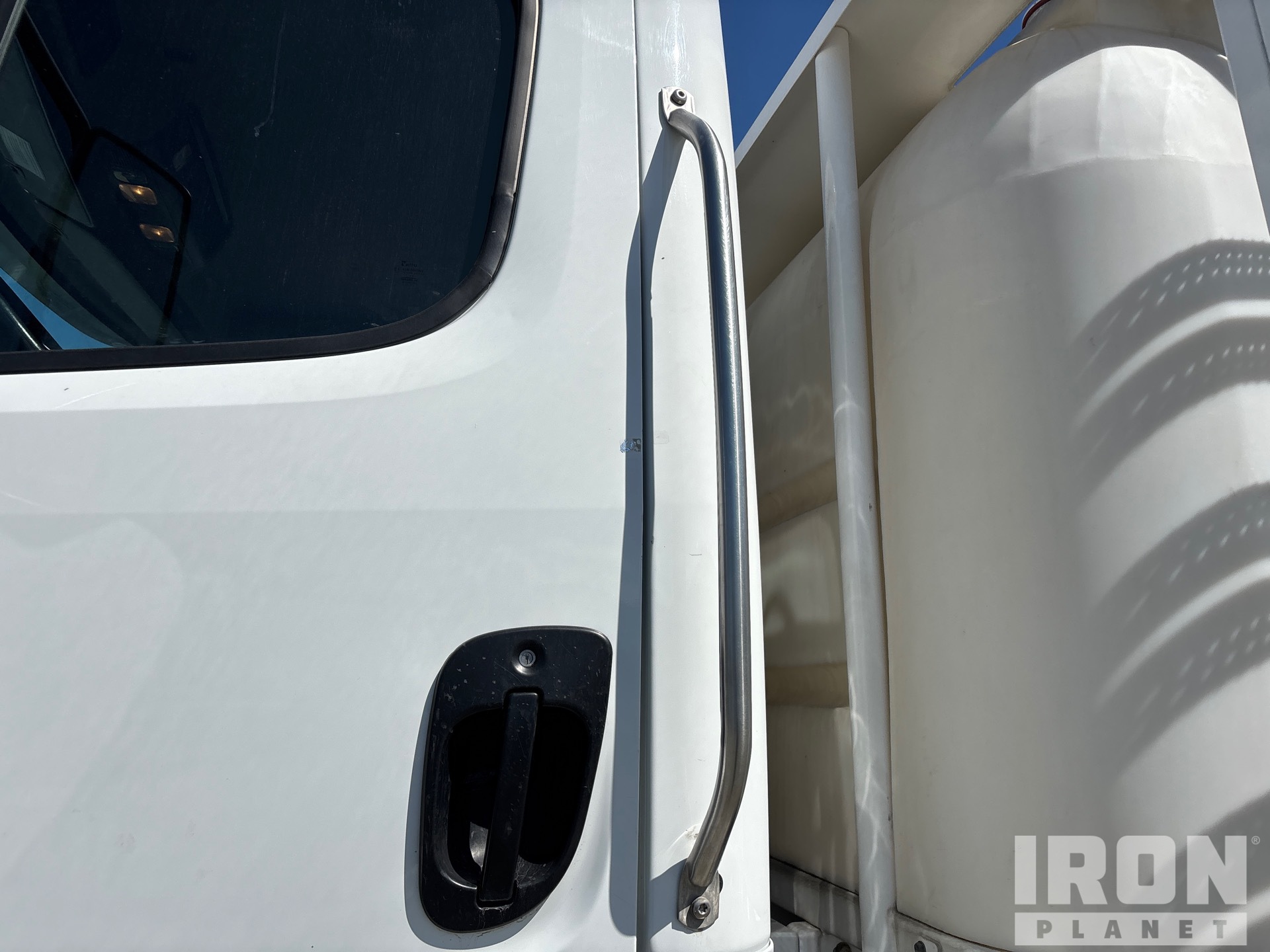 2024 Freightliner 114SD