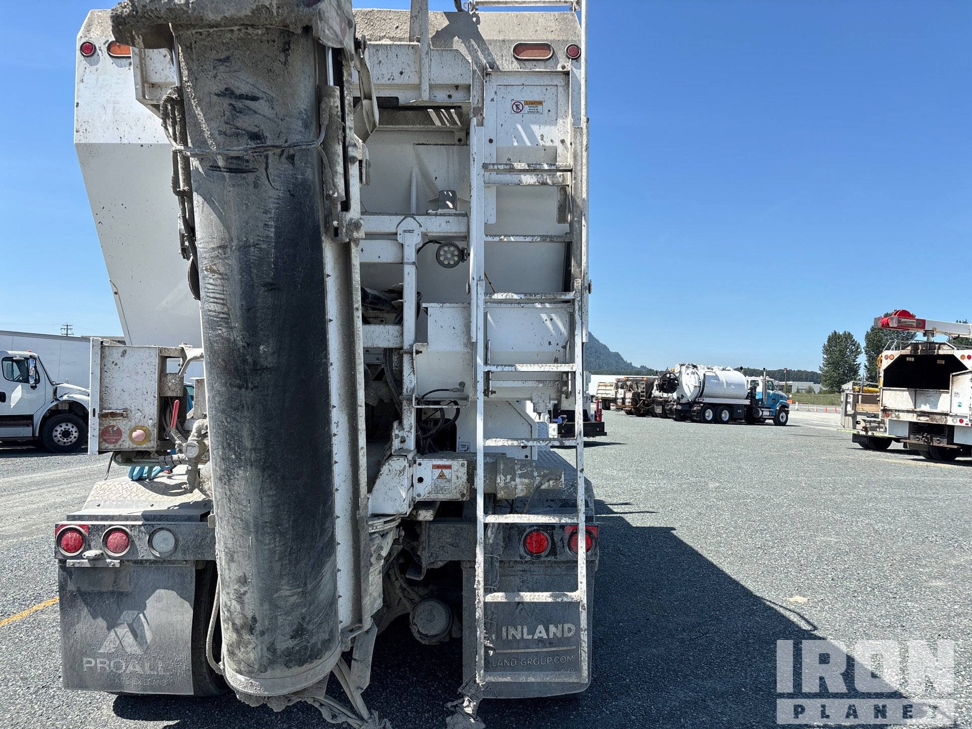 2024 Freightliner 114SD