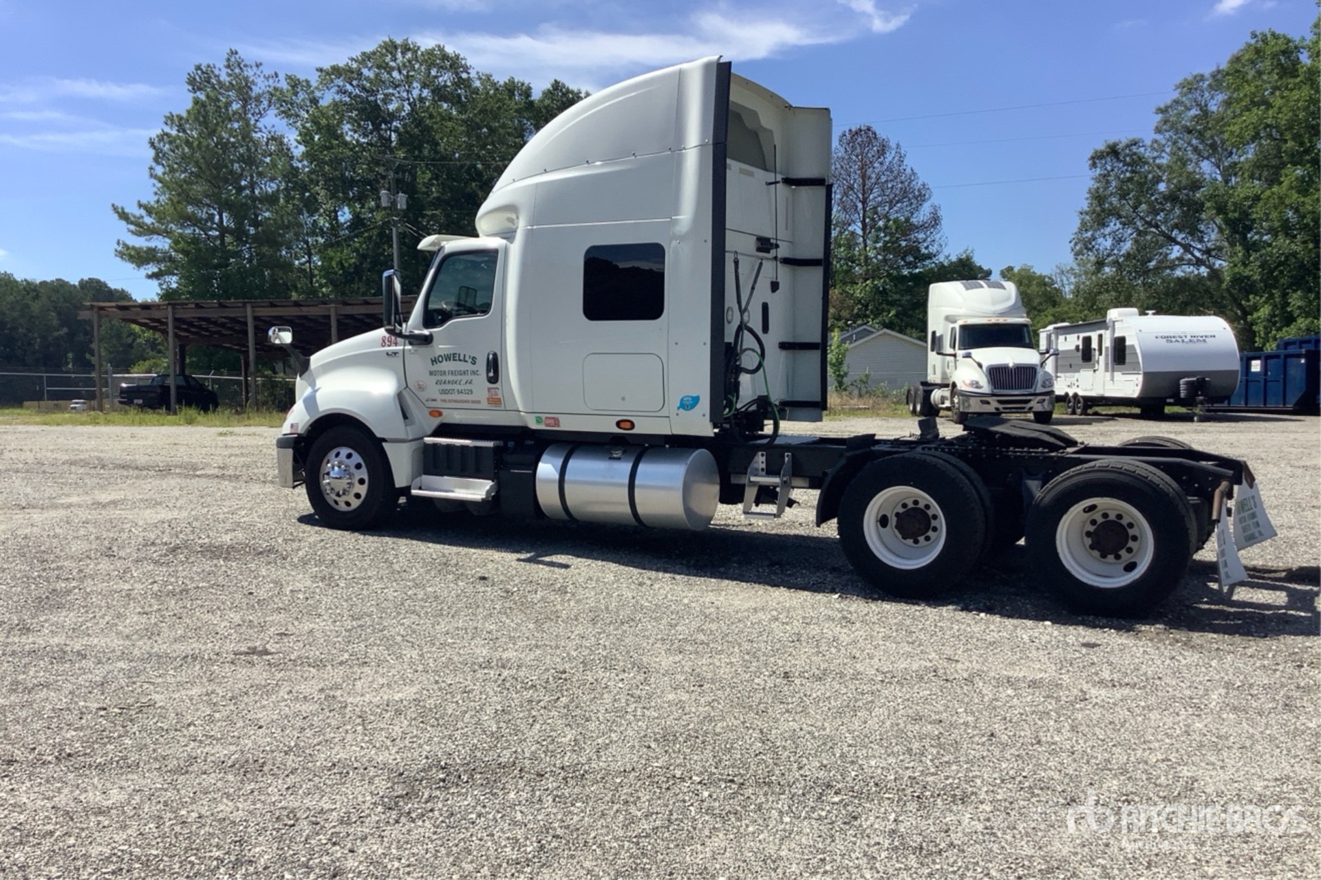 General Appearance with Picture, Left Rear Corner