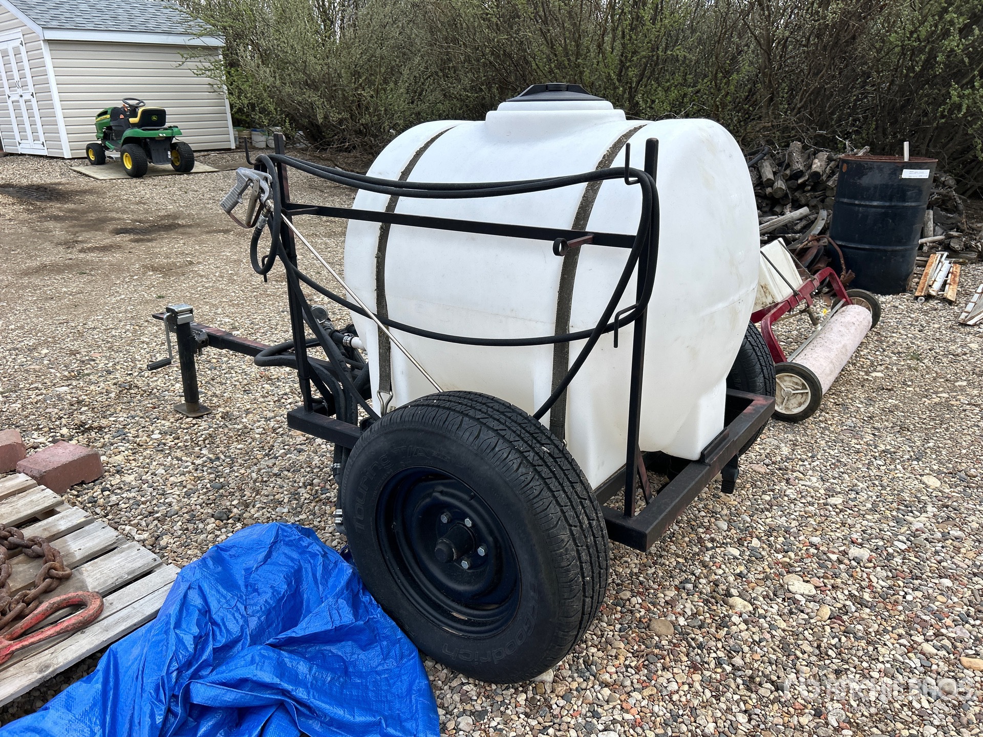 General Appearance with Picture, Left Rear Corner