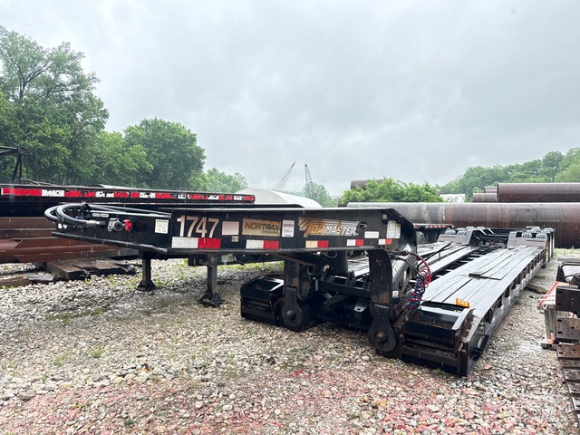 2008 Towmaster Tri/A Removable Gooseneck Lowboy Trailer