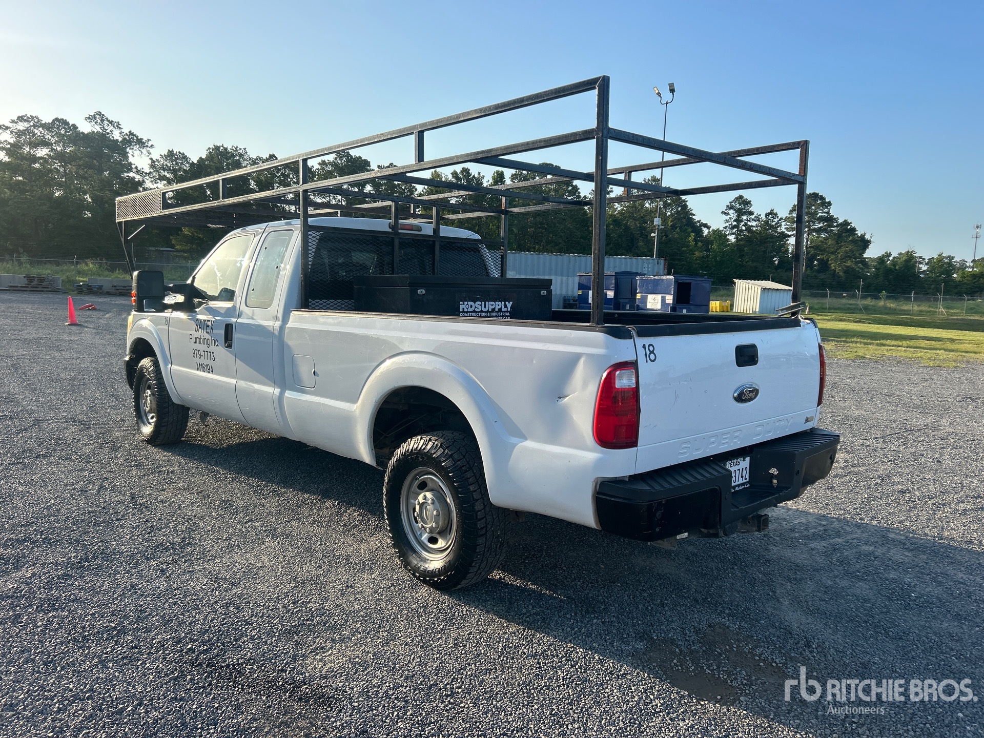 General Appearance with Picture, Left Rear Corner