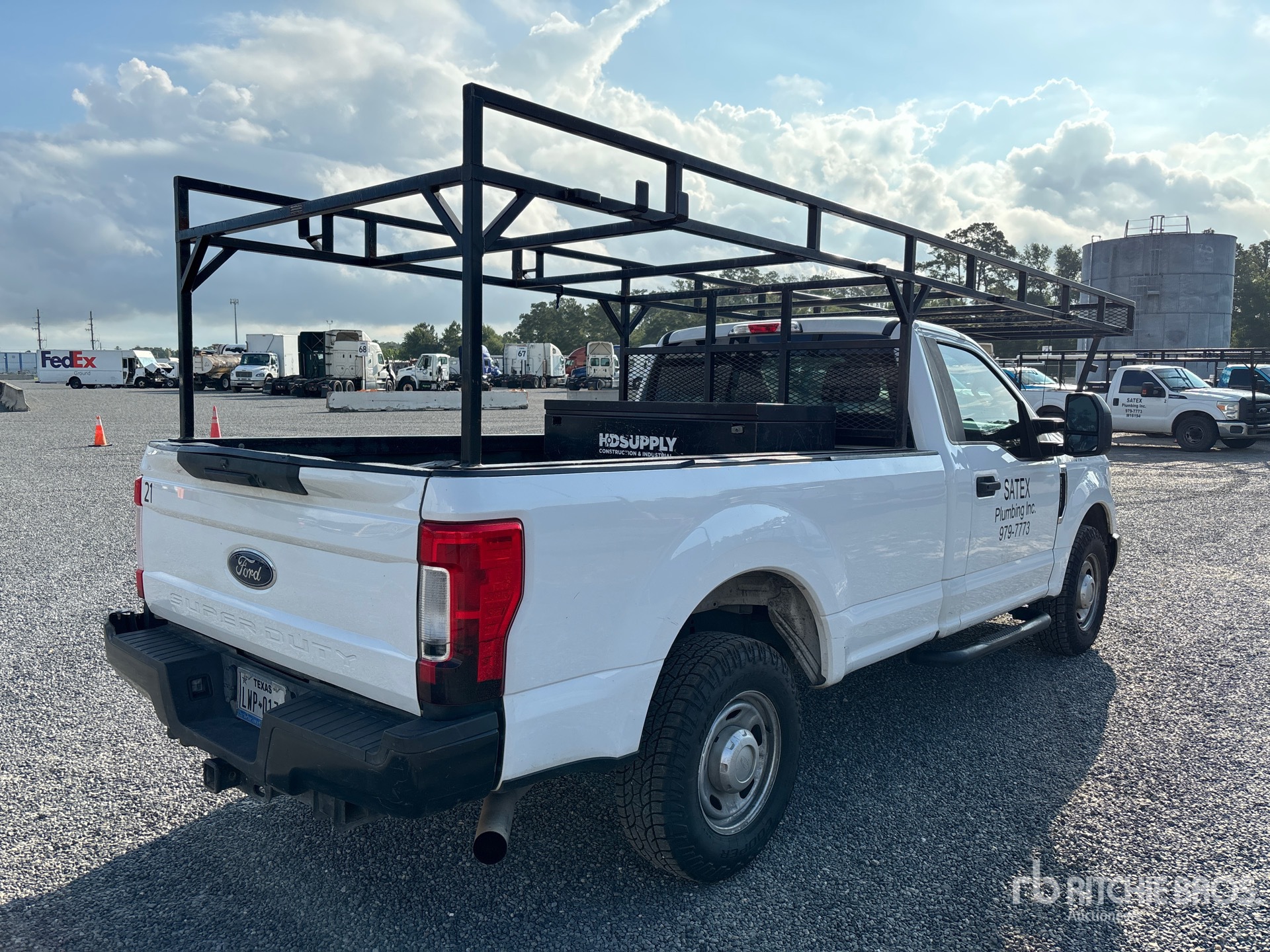 General Appearance with Picture, Right Rear Corner