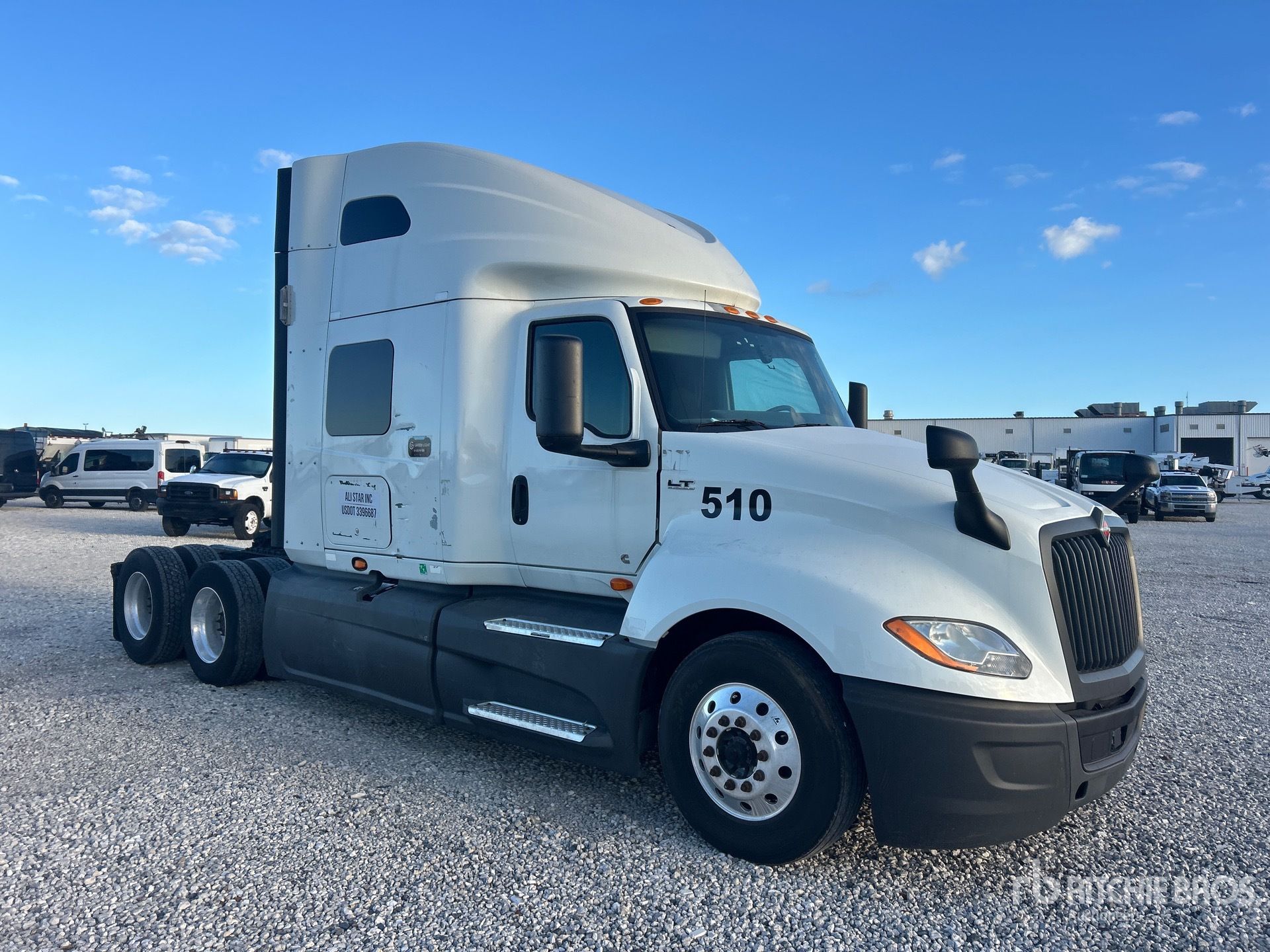 2020 International LT625