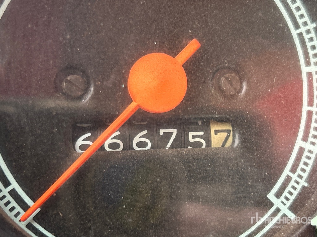 General Appearance with Hour Meter / Odometer