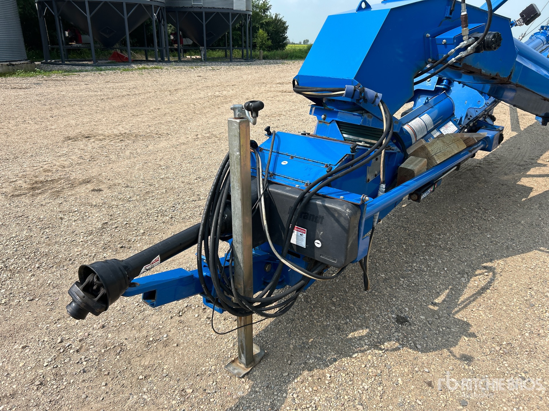 2018 Brandt 15100A