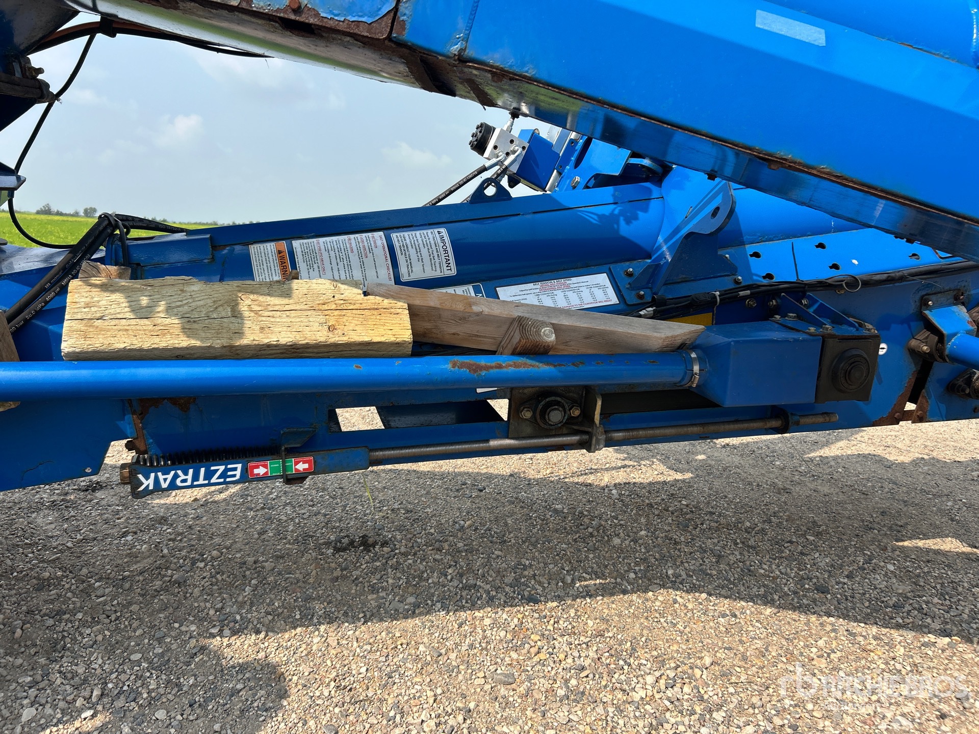 2018 Brandt 15100A