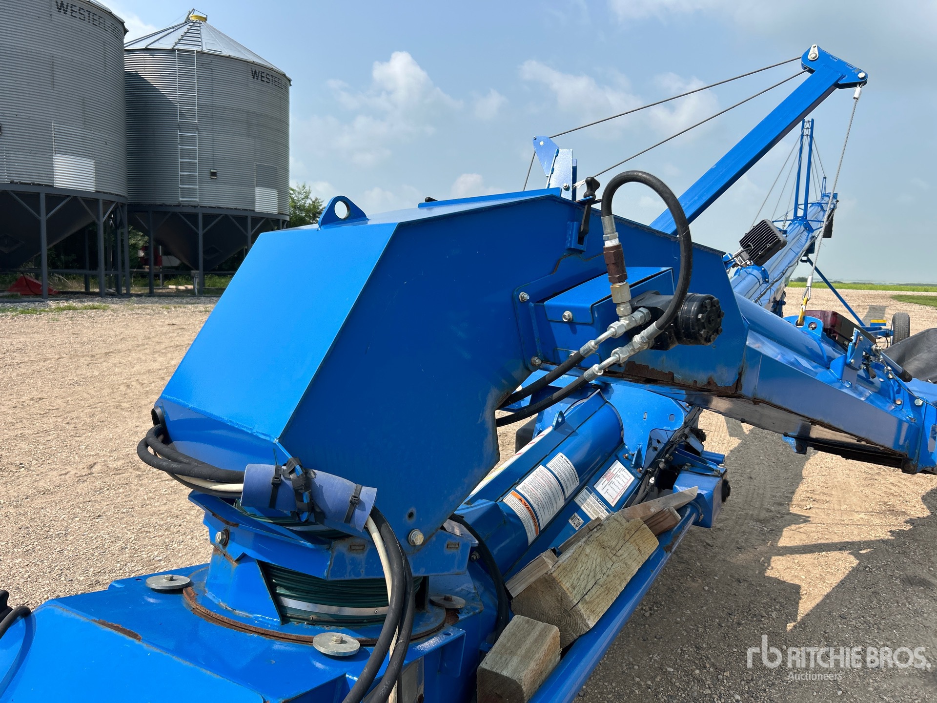2018 Brandt 15100A