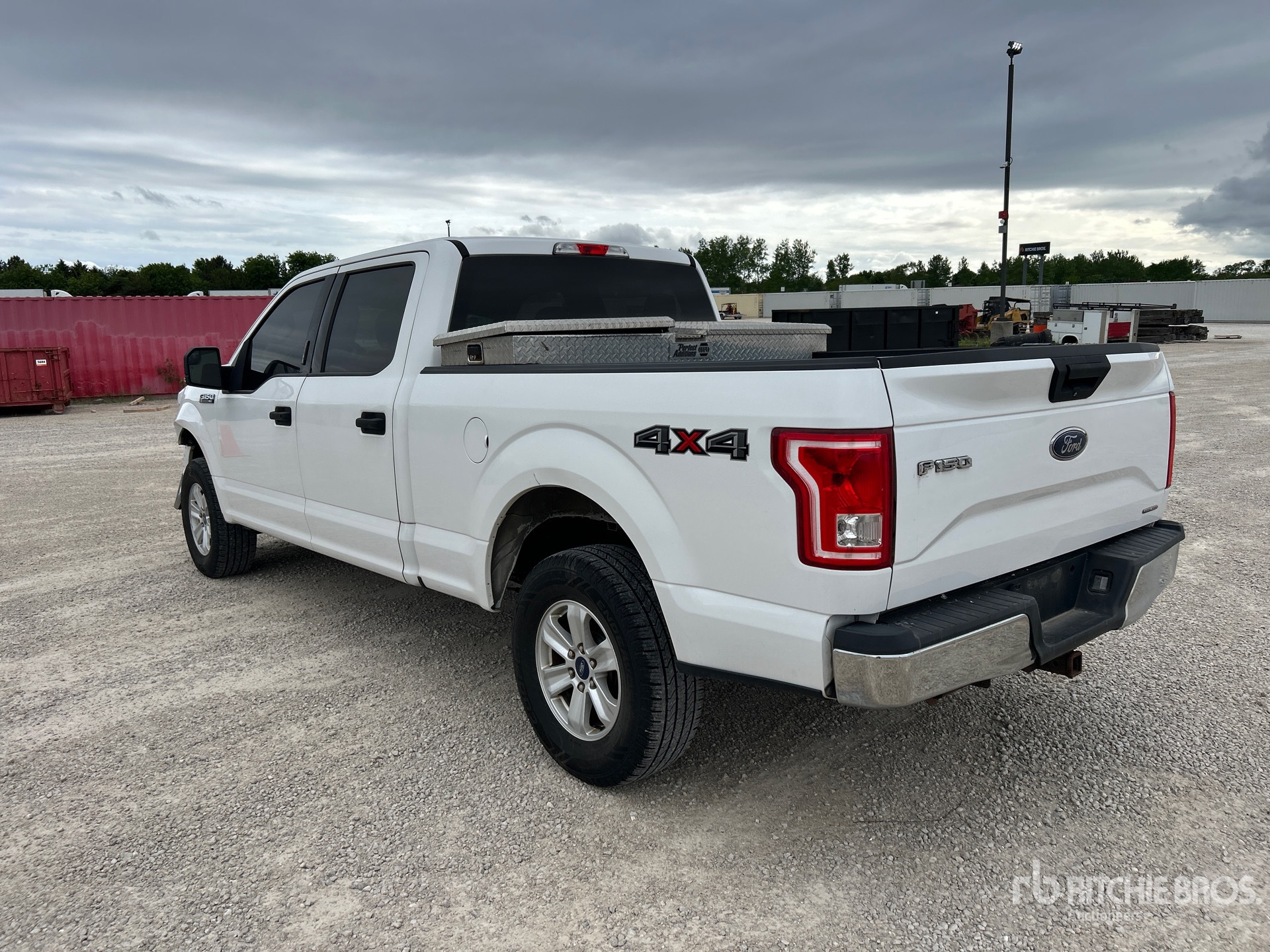 General Appearance with Picture, Left Rear Corner
