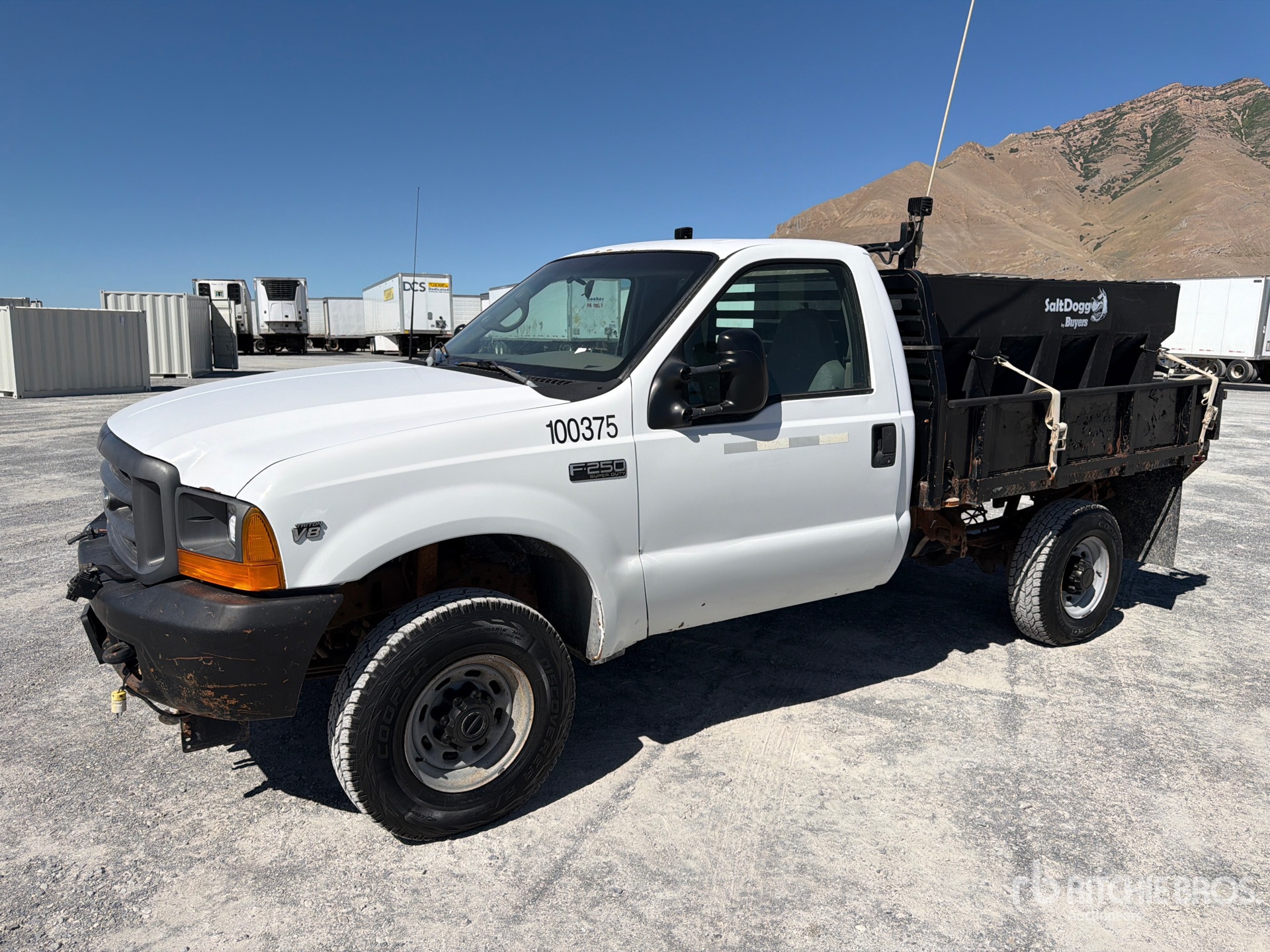 Photo of a 1999 Ford F-250