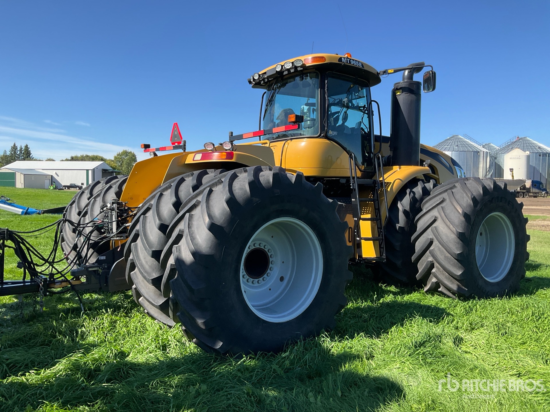 2018 Challenger MT965E