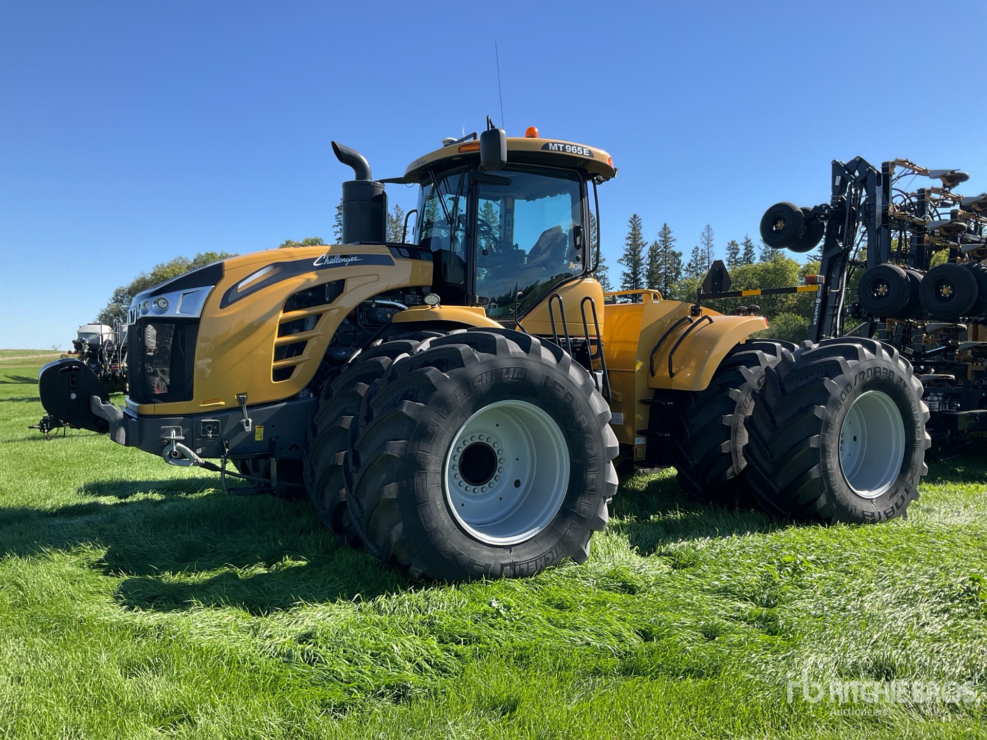 2018 Challenger MT965E