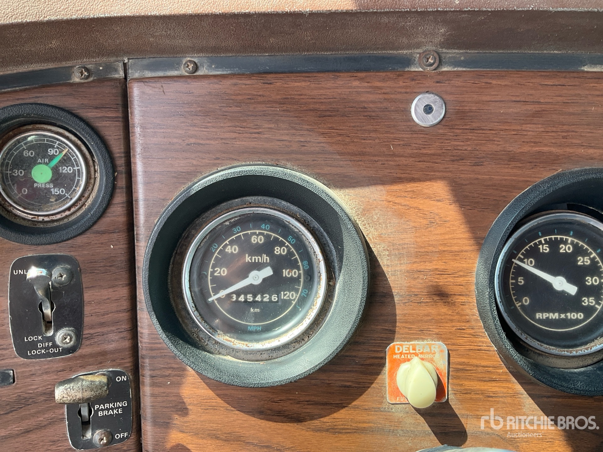 1984 Ford LTL9000