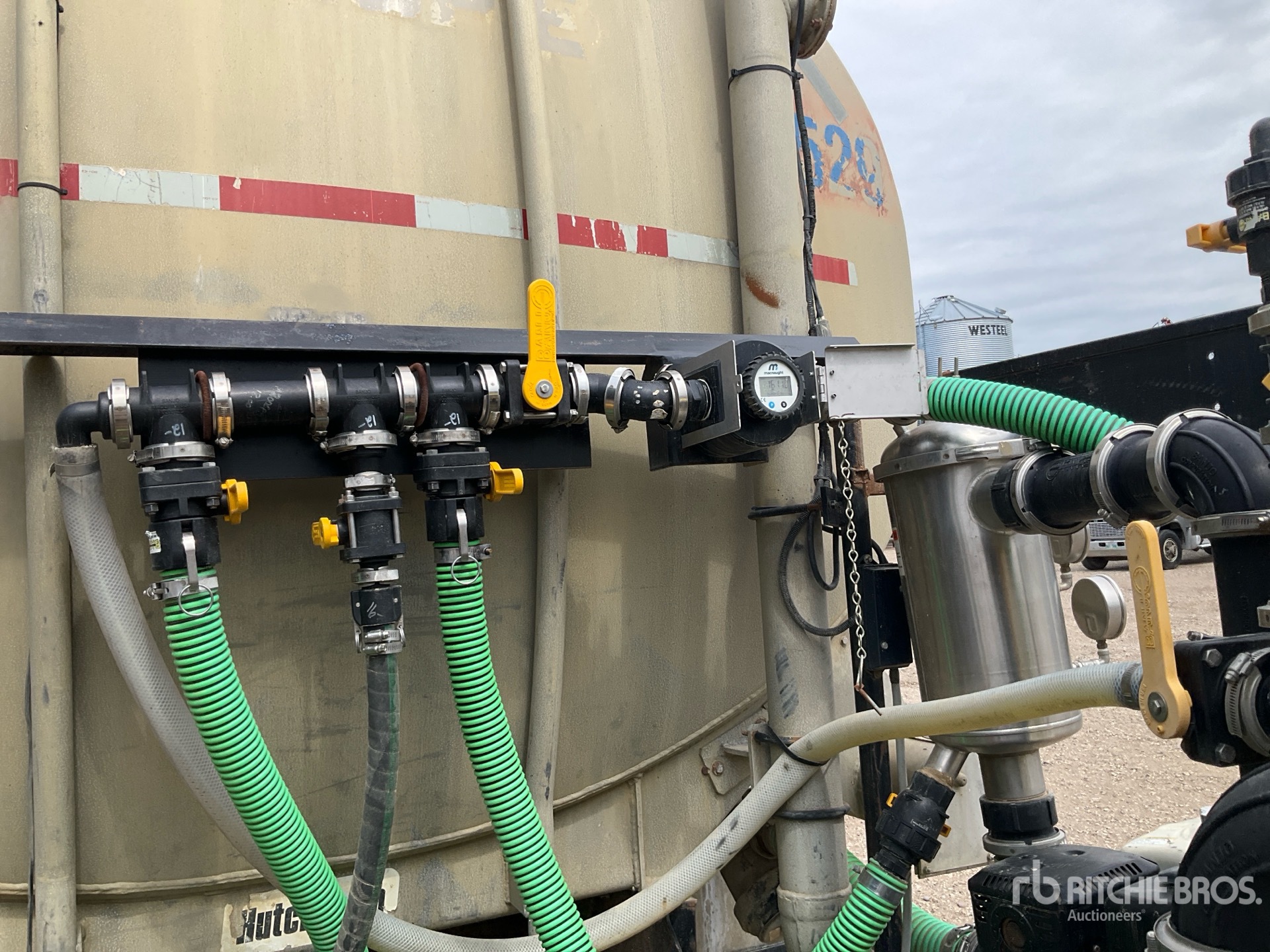 1995 Hutchinson 34 ft T/A