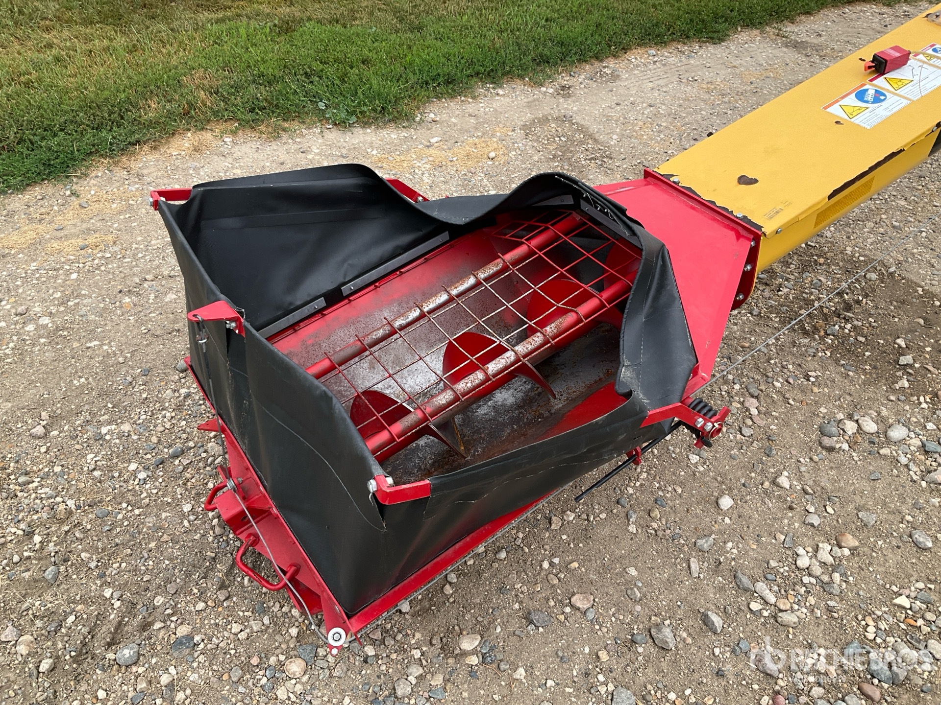 2019 Westfield UTX 44