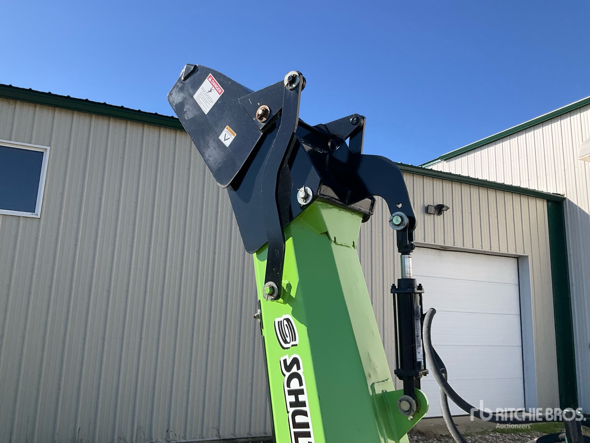 2013 Schulte SDX117