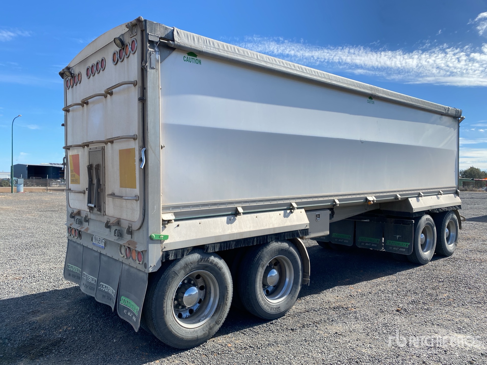 General Appearance with Picture, Left Rear Corner