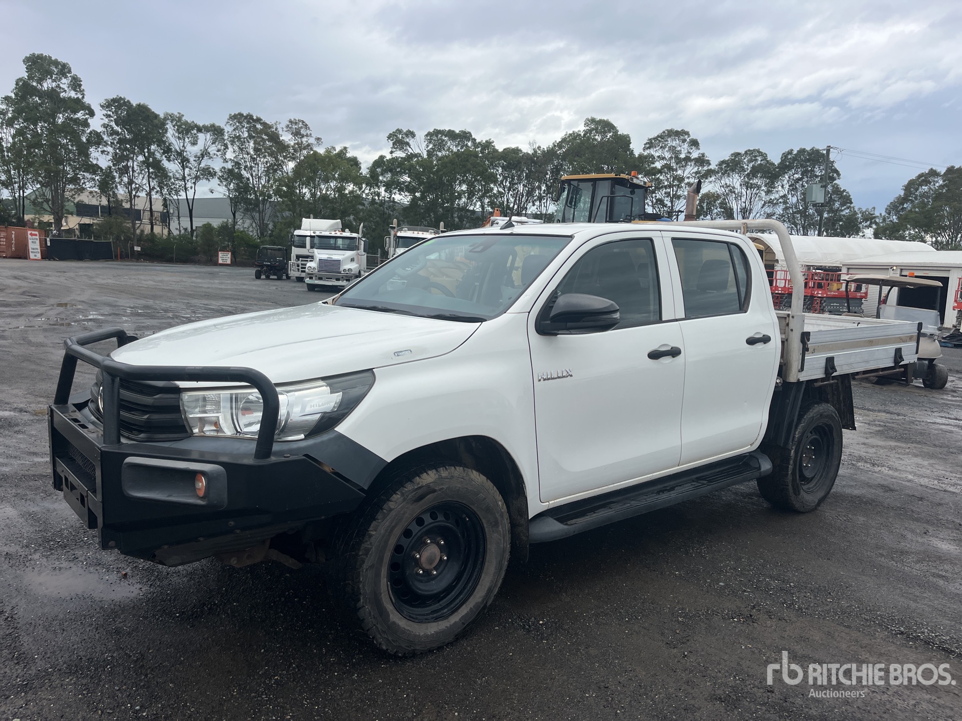 General Appearance with Picture, Right Front Corner