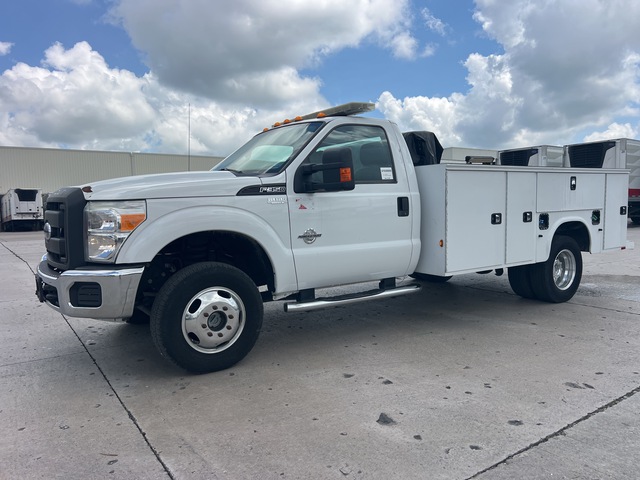 2016 Ford F-350 XL 4x4 Utility Truck