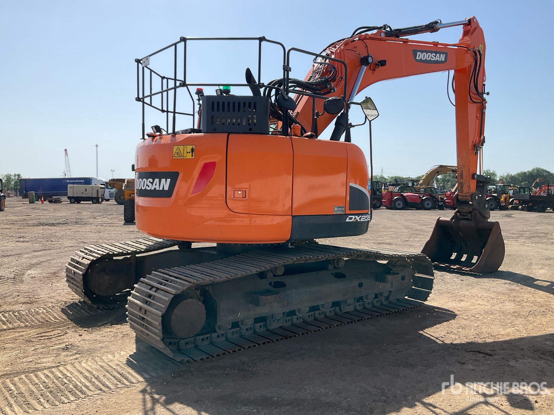 General Appearance with Picture, Right Rear Corner