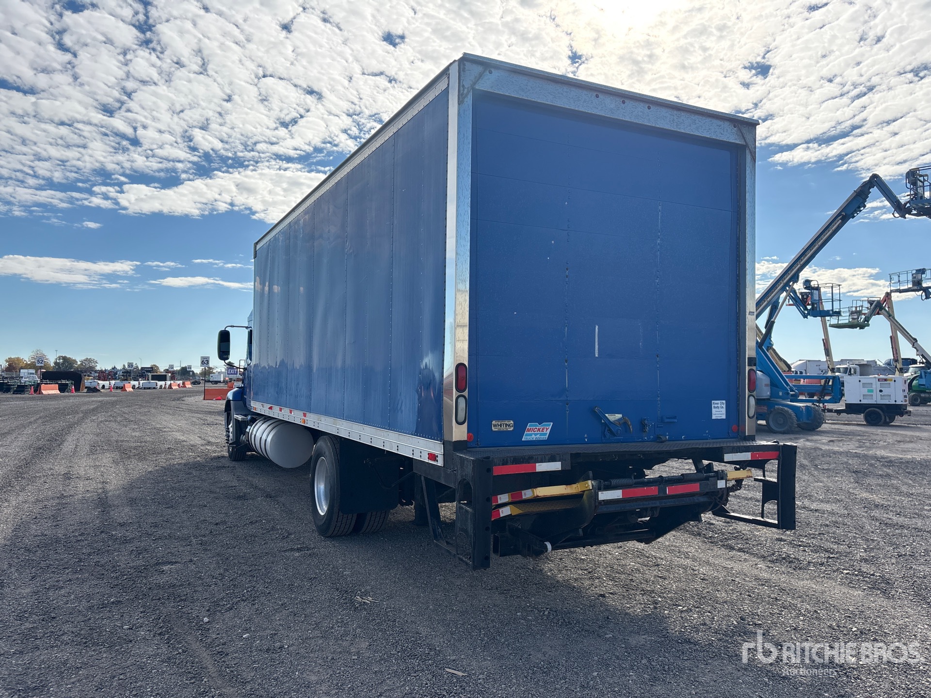 2012 Mack CXU612