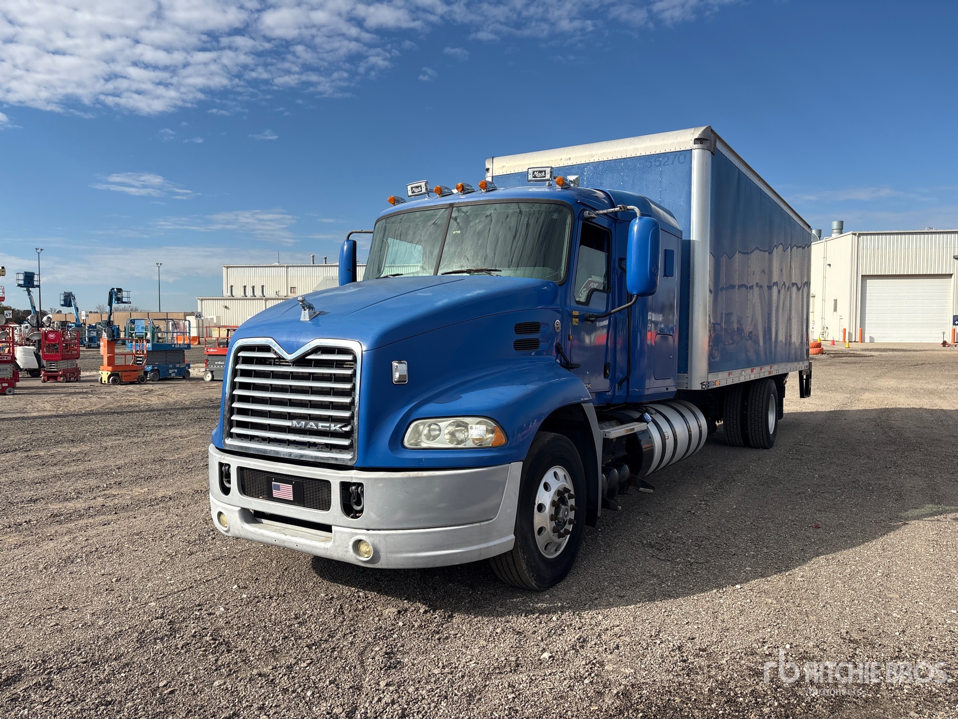 Photo of 2012 Mack CXU612