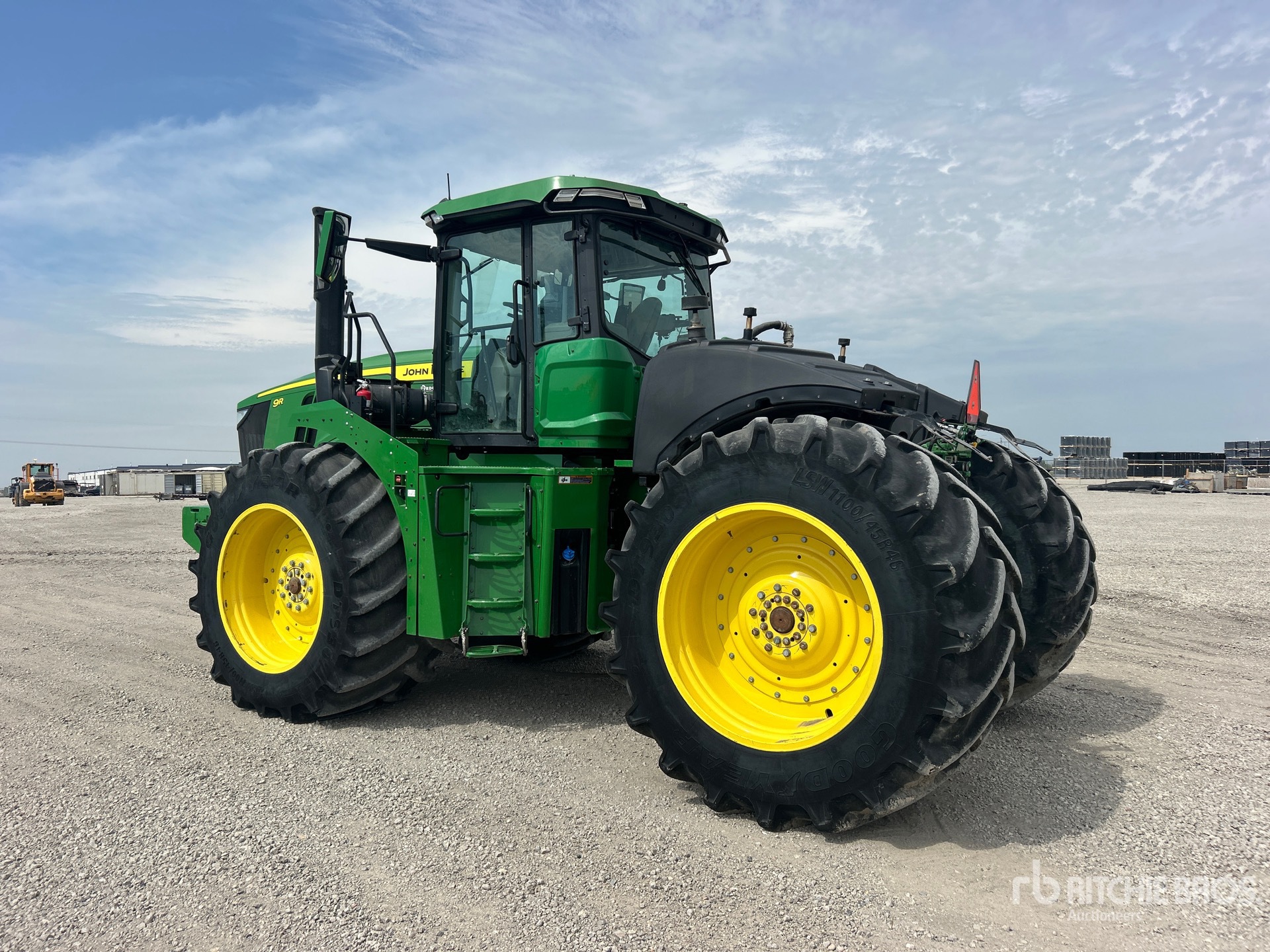 2024 John Deere 9R 640
