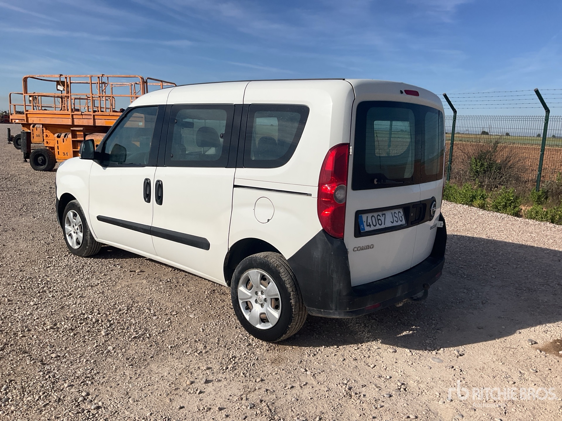 General Appearance with Picture, Left Rear Corner